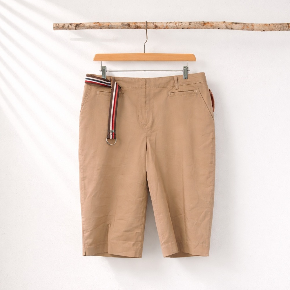 Croft and Barrow Size 18 Cotton Spandex Tan Capri With Belt